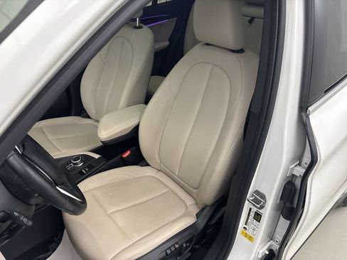Used 2020 BMW X1 xDrive28i w/ Convenience Package AWD/4WD image 13