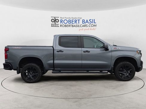 Used 2022 Chevrolet Silverado 1500 LT Trail Boss w/ Convenience Package II image 6