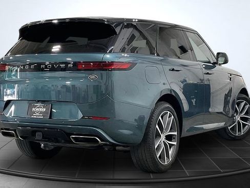 Used 2023 Land Rover Range Rover Sport SE Dynamic AWD/4WD image 2
