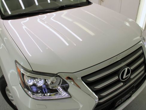 Used 2016 Lexus GX 460 w/ Premium Package AWD/4WD image 18