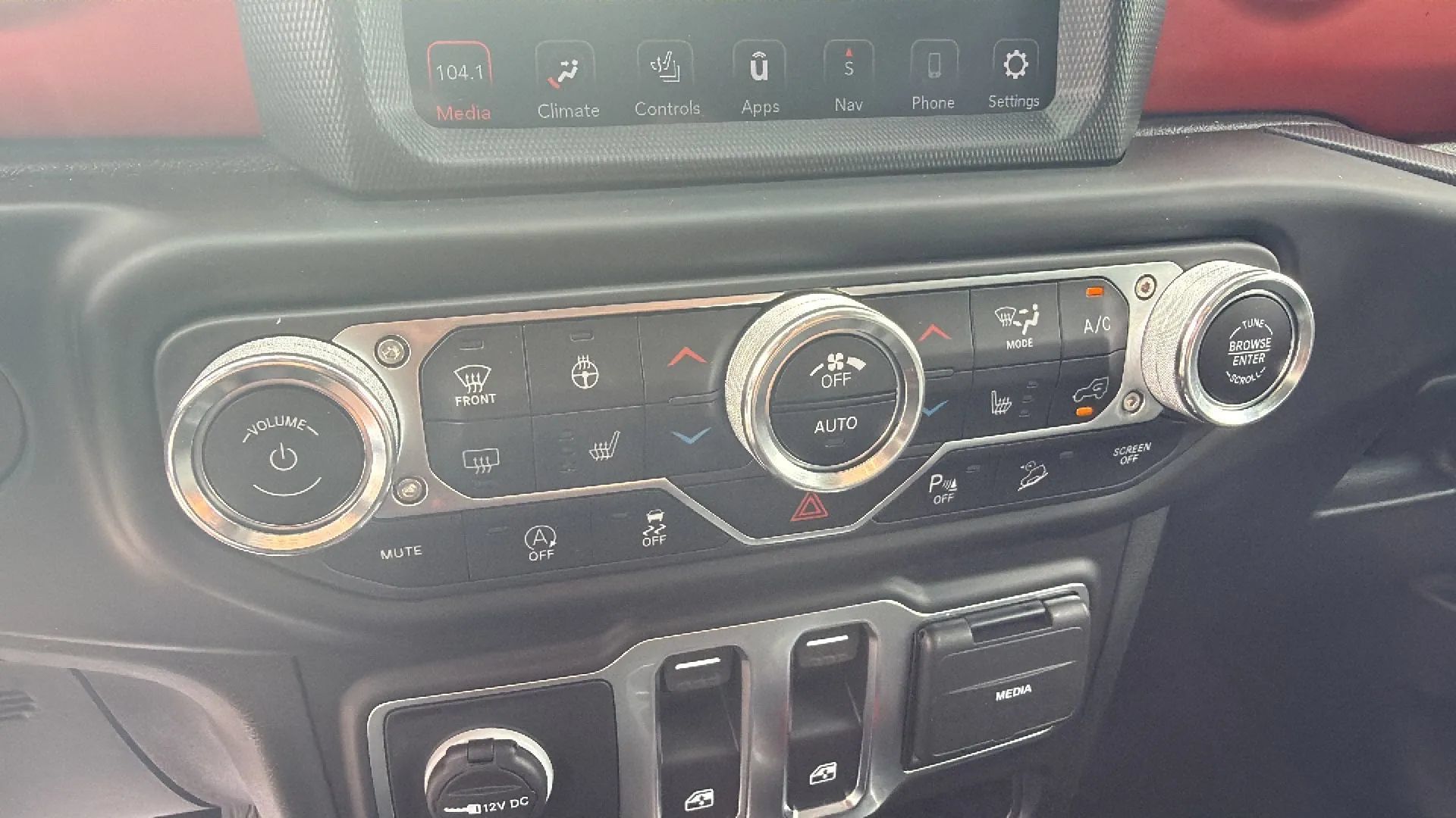 Used 2021 Jeep Wrangler Rubicon AWD/4WD image 15