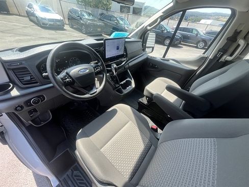 Used 2024 Ford Transit 350 XLT RWD image 13
