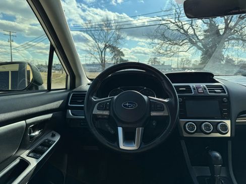 Used 2017 Subaru Crosstrek 2.0i Limited w/ Popular Package #2 image 16