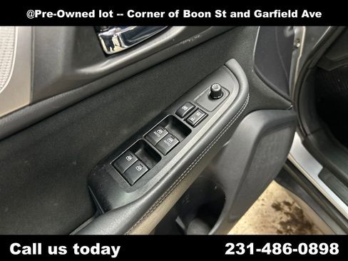 Used 2018 Subaru Outback 2.5i Premium image 15