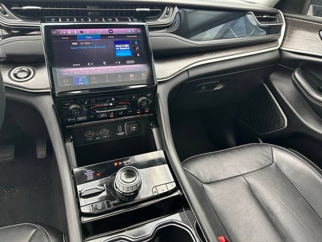 Used 2022 Jeep Grand Cherokee Limited 4xe AWD/4WD image 18