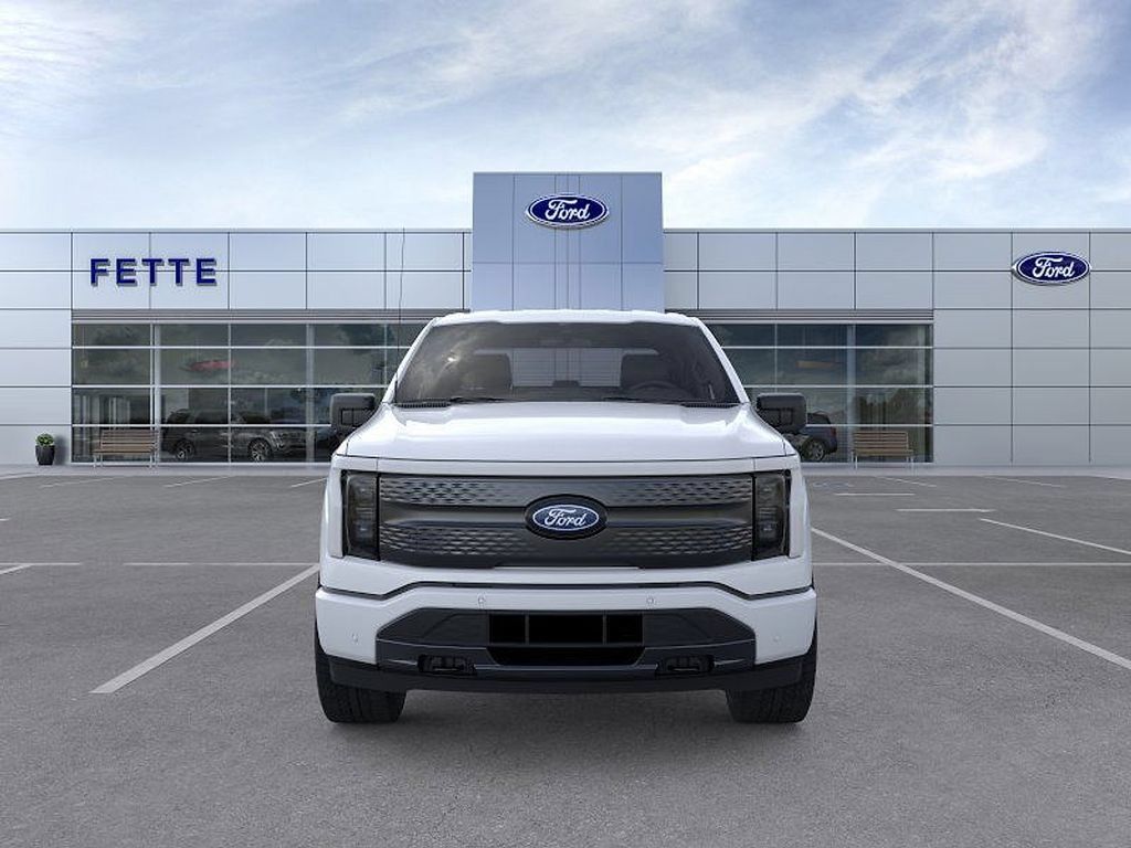 New 2025 Ford F150 Lightning Flash AWD/4WD image 6