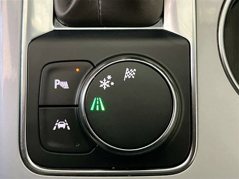 Used 2022 Chevrolet Blazer LT image 20