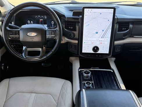 Certified 2023 Ford Expedition Max Platinum image 11