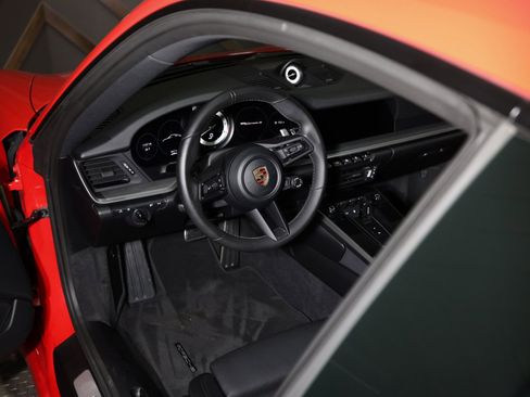 Used 2023 Porsche 911 Carrera S w/ Sport Chrono Package image 32