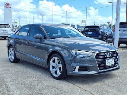 Used 2018 Audi A3 2.0T Premium w/ Convenience Package FWD image 4