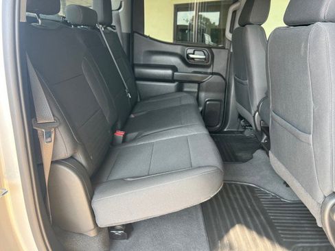 Used 2022 Chevrolet Silverado 1500 Custom image 26