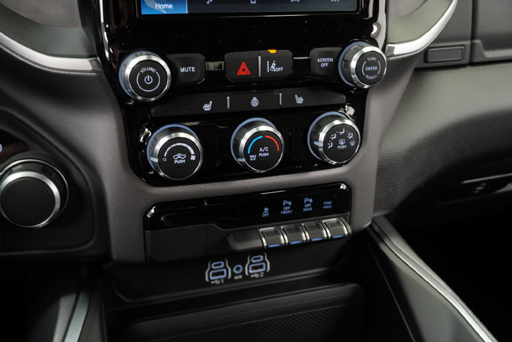 New 2026 RAM 1500 Big Horn w/ Night Edition AWD/4WD image 24