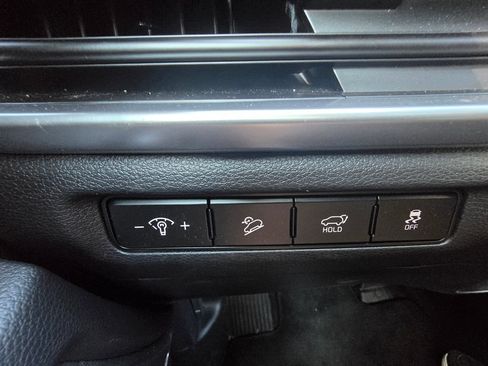 Used 2025 Kia Telluride S FWD image 26