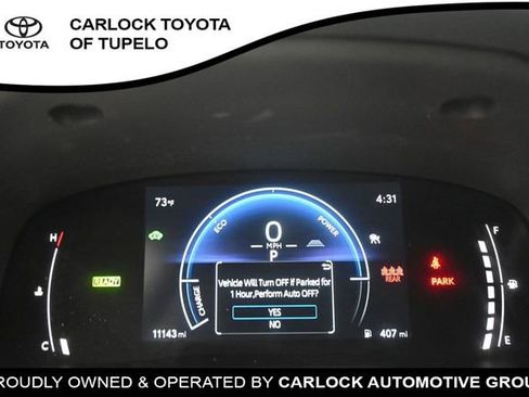Used 2025 Toyota Camry SE FWD image 19