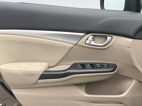 Used 2014 Honda Civic EX image 9