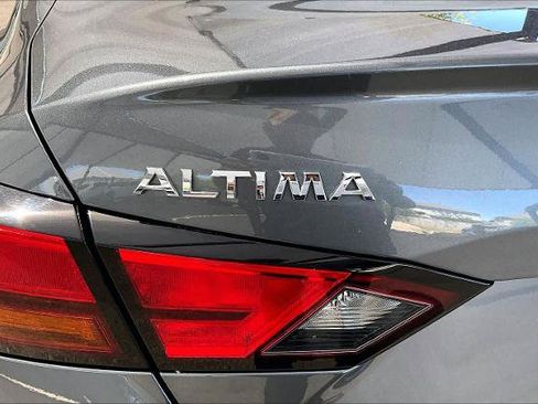 Certified 2019 Nissan Altima 2.5 SL FWD image 10