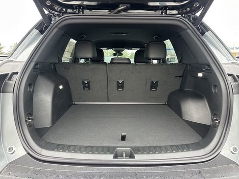 New 2026 Chevrolet Equinox LT w/ Convenience Package II image 12