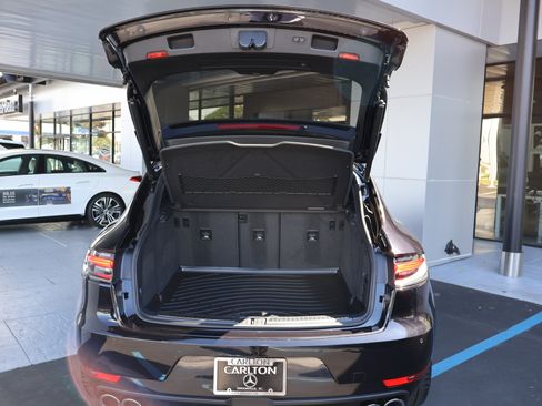 Used 2020 Porsche Macan Turbo AWD/4WD image 25