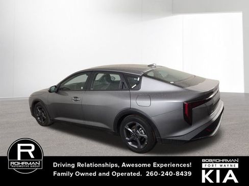 Certified 2025 Kia K4 LXS image 11