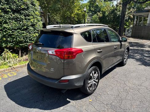 Used 2013 Toyota RAV4 LE AWD/4WD image 5
