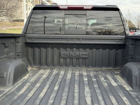 Used 2022 GMC Sierra 1500 Elevation w/ Preferred Package image 31