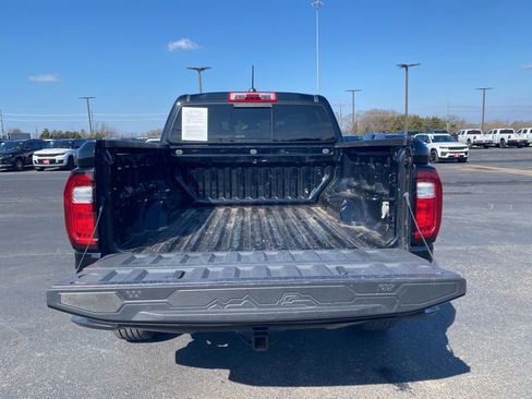 Used 2024 GMC Canyon Elevation w/ Convenience Package image 37