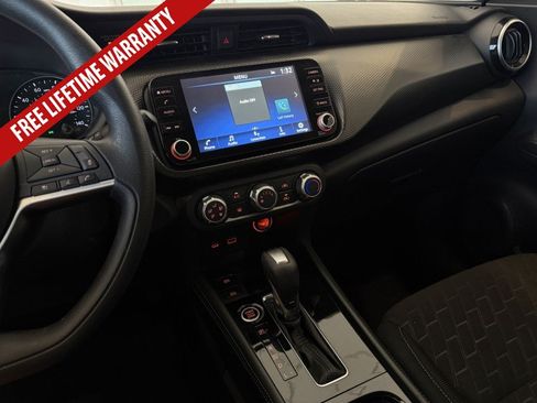Used 2024 Nissan Kicks SV FWD image 32