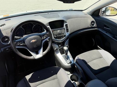 Used 2014 Chevrolet Cruze LT w/ All-Star Edition FWD image 9