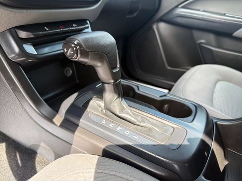 Used 2017 Chevrolet Colorado W/T RWD image 19