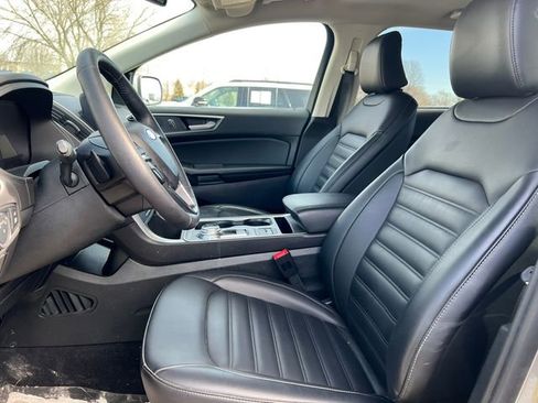 Certified 2024 Ford Edge SEL w/ Convenience Package image 4