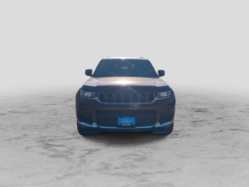 New 2025 Jeep Grand Cherokee L Laredo w/ Luxury Tech Group I image 3