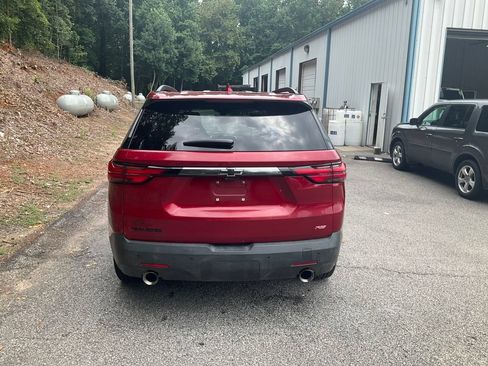 Used 2022 Chevrolet Traverse RS FWD image 6