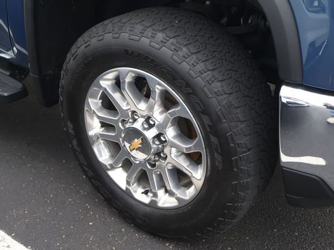 Used 2024 Chevrolet Silverado 2500 LTZ w/ LTZ Plus Package image 8