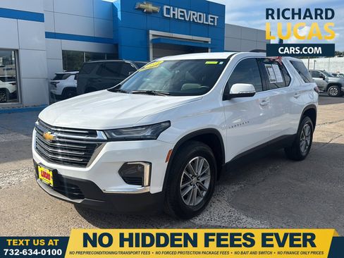 Used 2023 Chevrolet Traverse LT w/ LPO, Roadside Safety Package AWD/4WD image 1