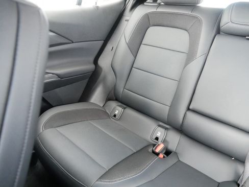 Used 2024 Chevrolet Equinox EV LT w/ LPO, All-Weather Mat Package FWD image 12