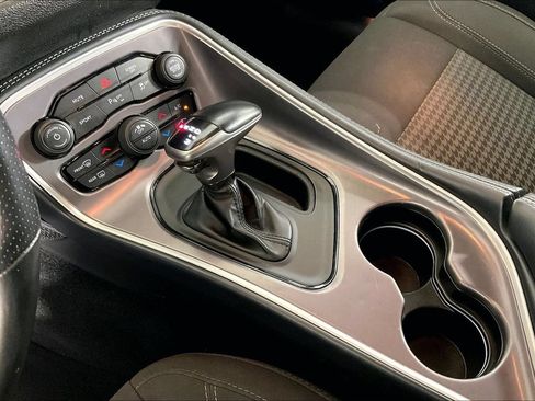 Used 2022 Dodge Challenger R/T RWD image 16