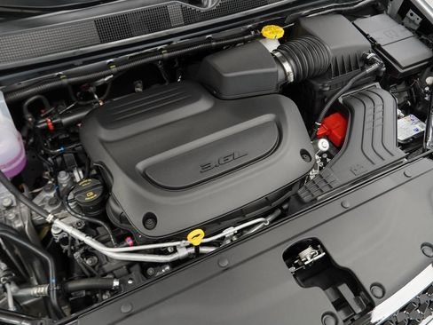 New 2026 Chrysler Pacifica Select image 34