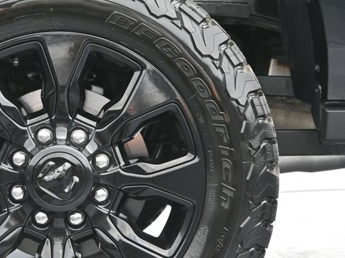 Used 2024 RAM 2500 Limited AWD/4WD image 44