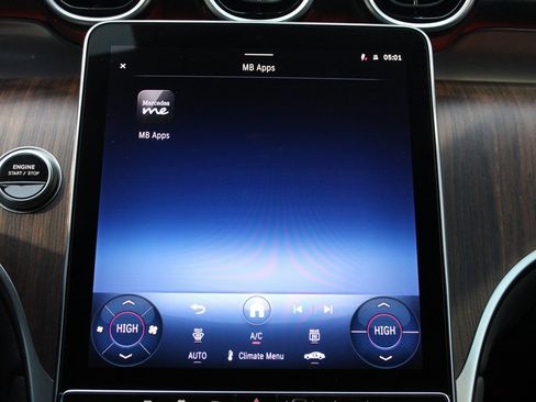 Certified 2025 Mercedes-Benz GLC 350e 4MATIC image 22