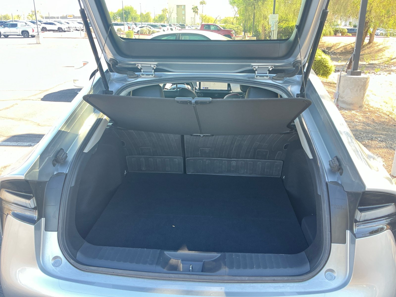 Used 2024 Toyota Prius Prime FWD image 33