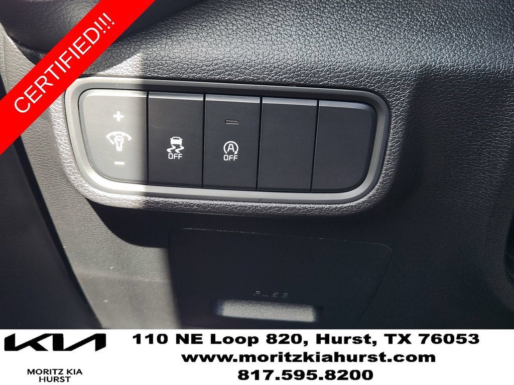 Certified 2025 Kia Soul LX w/ LX Technology Package FWD image 24