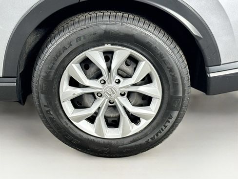 Used 2025 Honda CR-V LX image 9