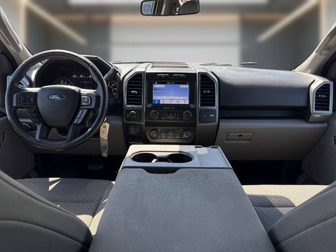 Used 2019 Ford F150 XLT w/ Equipment Group 302A Luxury AWD/4WD image 16