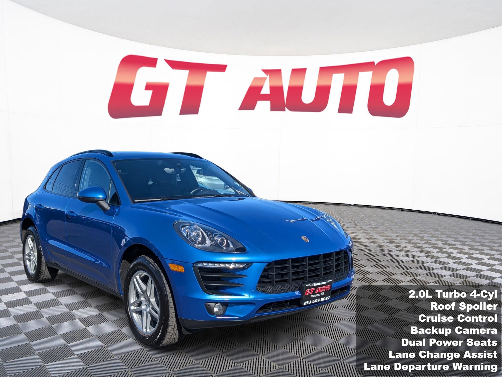 Used 2018 Porsche Macan AWD/4WD image 1