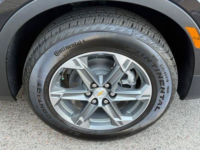 New 2026 Chevrolet Blazer LT w/ Convenience Package FWD image 17