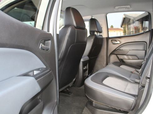 Used 2016 Chevrolet Colorado Z71 image 11