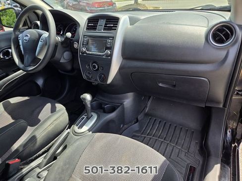 Used 2015 Nissan Versa FWD image 19