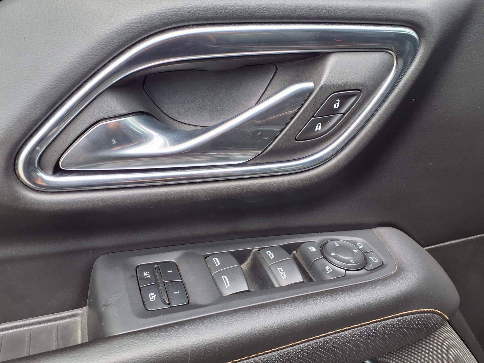 Used 2023 GMC Yukon AT4 AWD/4WD image 26