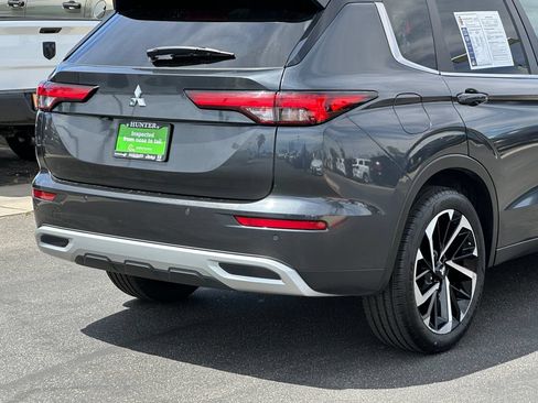 Used 2024 Mitsubishi Outlander SE AWD/4WD image 10