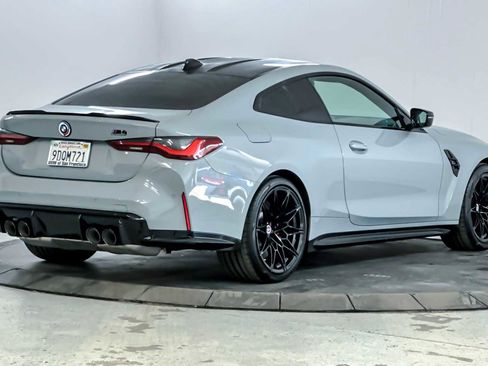 Used 2023 BMW M4 Competition w/ Executive Package image 2